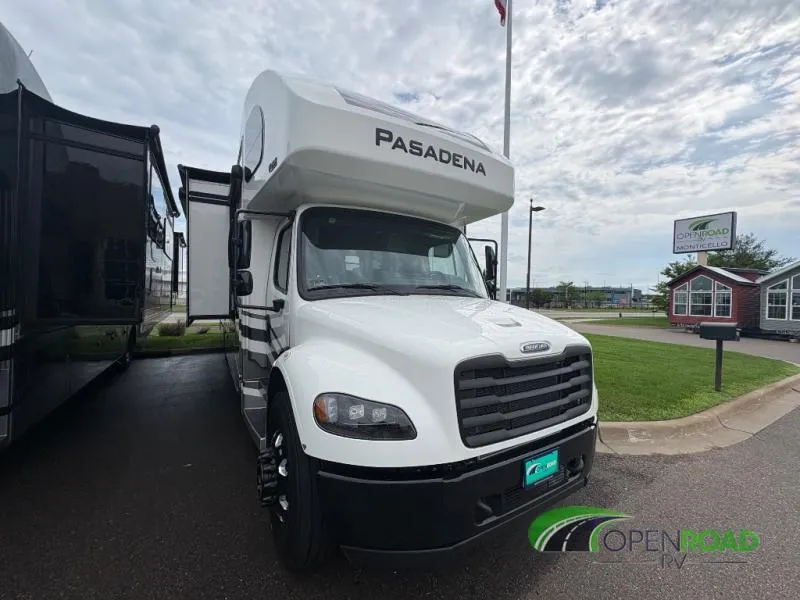 2027 Thor Motor Coach Pasadena 38XL - Photo 2