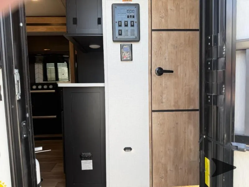 2023 Keystone Outback 330RL - Photo 3