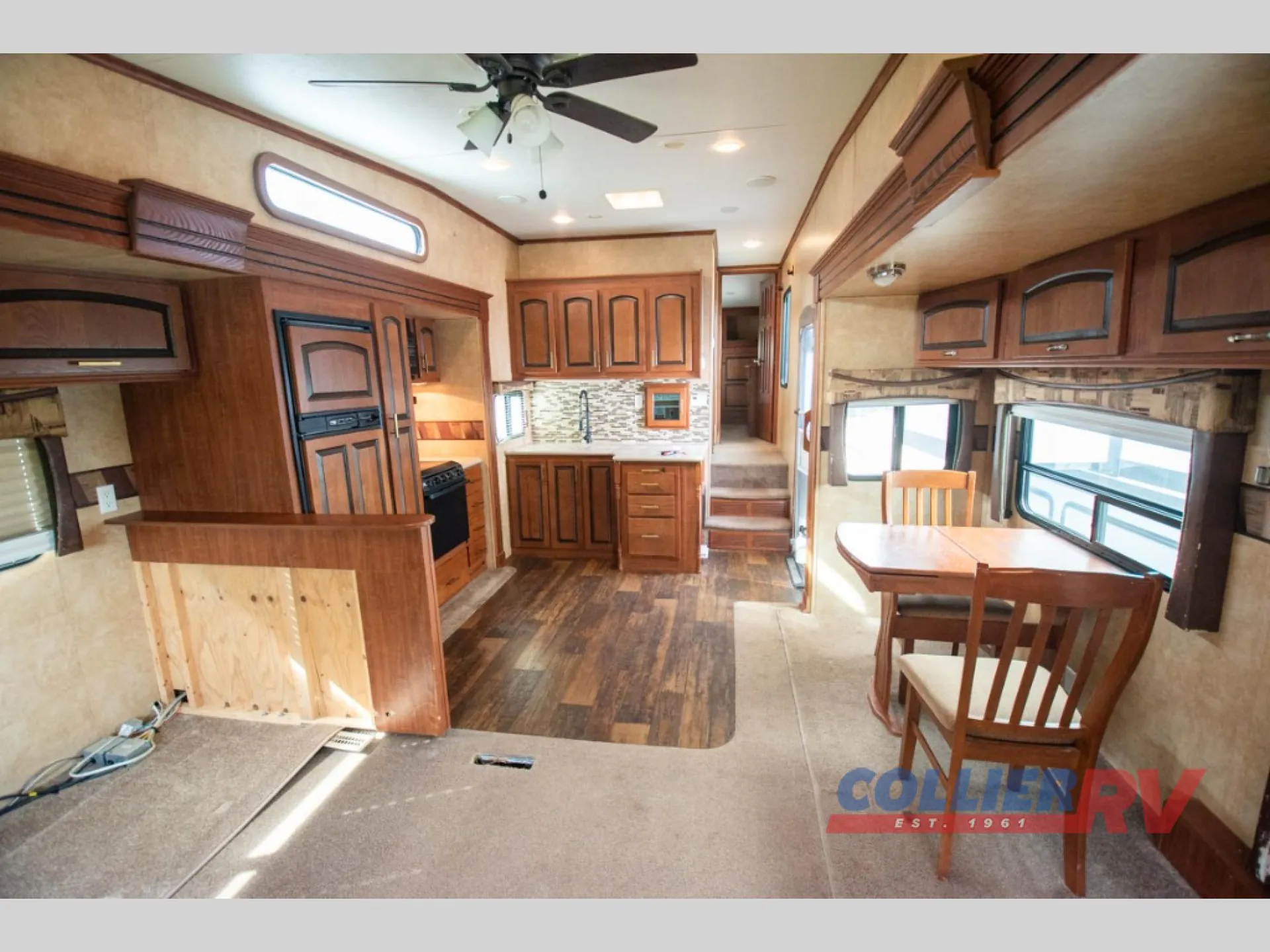 2011 Jayco Eagle 351RLTS - Photo 4