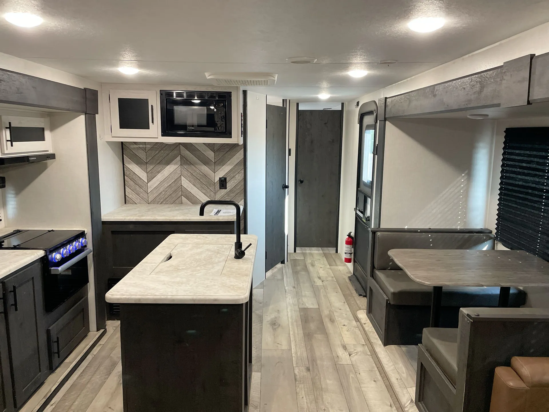 2024 K-Z Sportsmen SE 303QBSE — living area main
