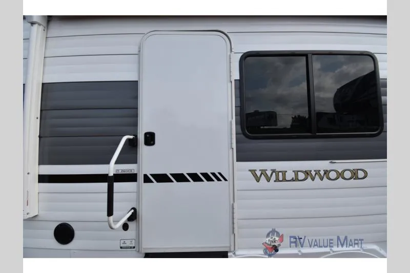 2026 Forest River Wildwood 260ICE - Photo 4
