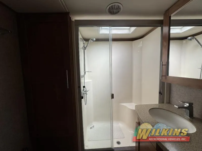 2017 VanLeigh RV Vilano 365RL - Photo 4