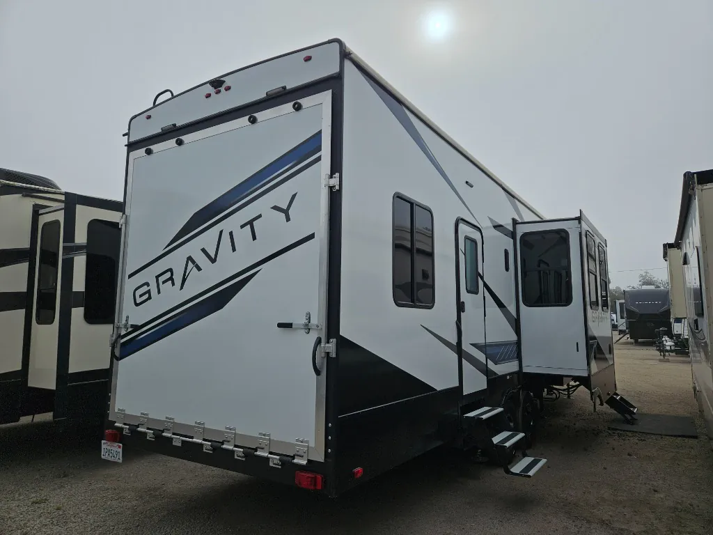 2021 Heartland Gravity GR 3510 - Photo 3