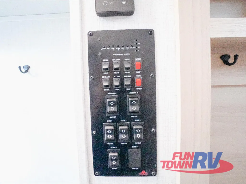 2026 Forest River Cardinal 36MB, Photos photo 22