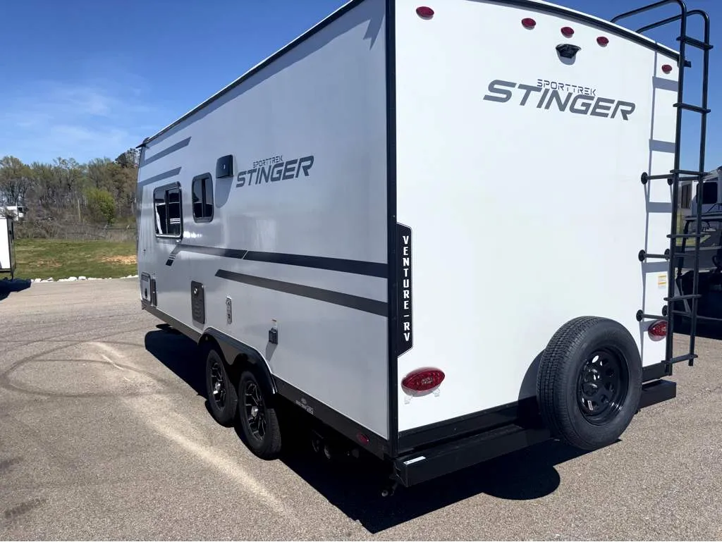 2026 Venture RV SportTrek Stinger STS192VRB - Photo 4