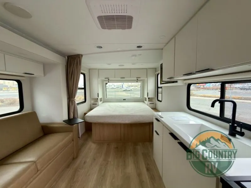2026 Winnebago Thrive 18FBS - Photo 4