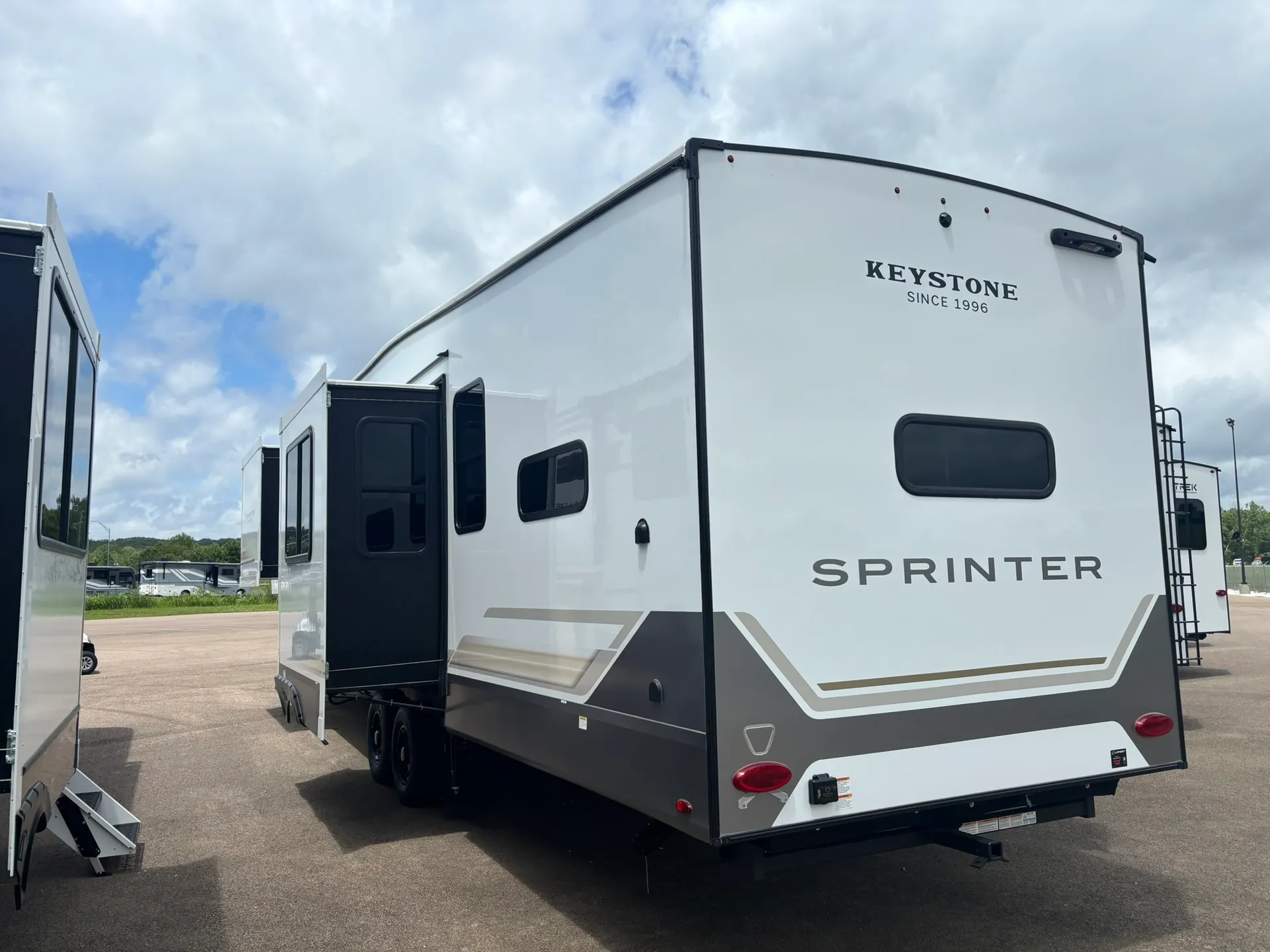 2026 Keystone Sprinter 3840LRK - Photo 4