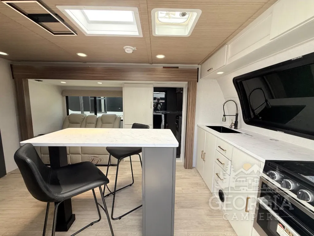 2026 Forest River Vibe Extreme Lite 2500FIK, Photos photo 16
