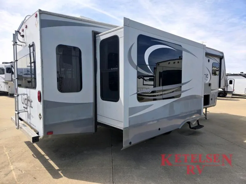 2015 Highland Ridge Open Range Light 318RLS - Photo 2
