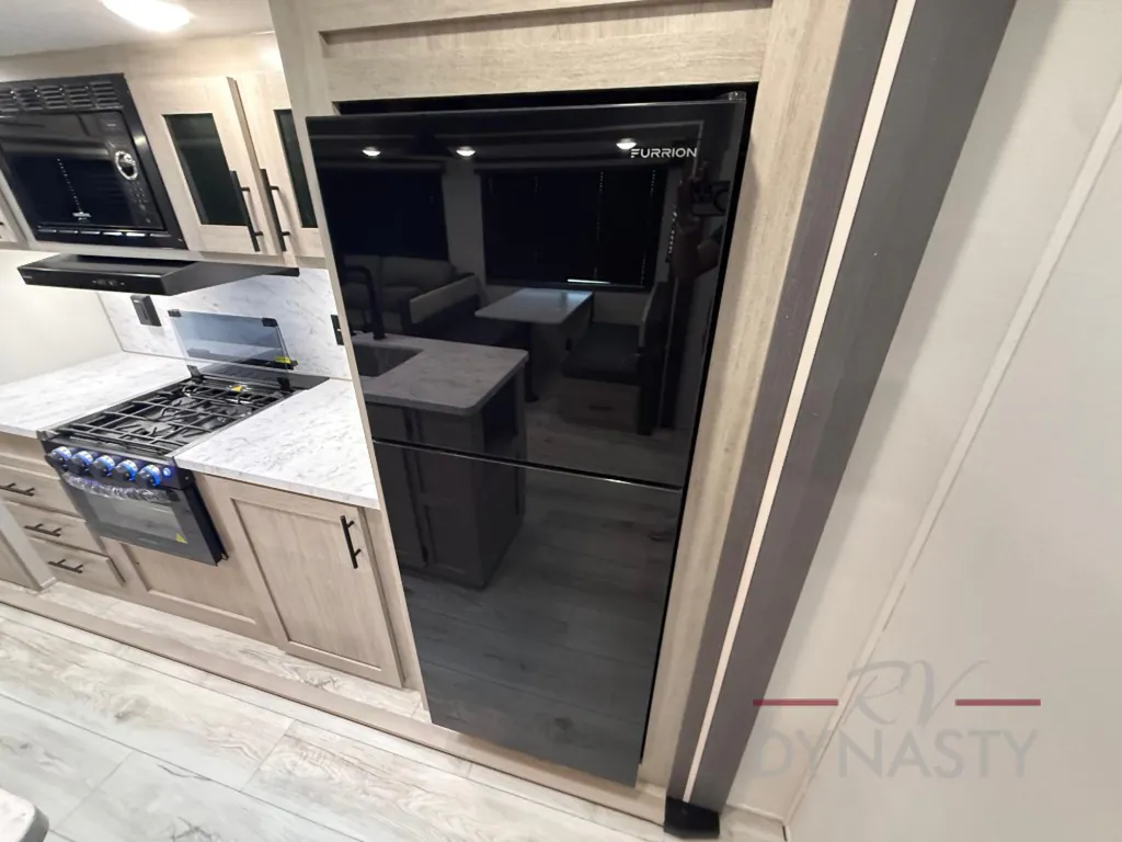 2027 East to West Della Terra 272RL, Photos photo 44
