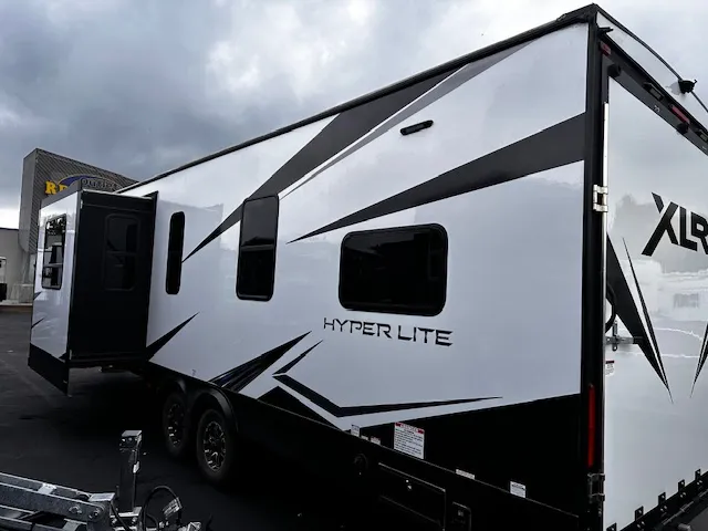 2022 XLR HYPERLITE 3212 - Photo 4