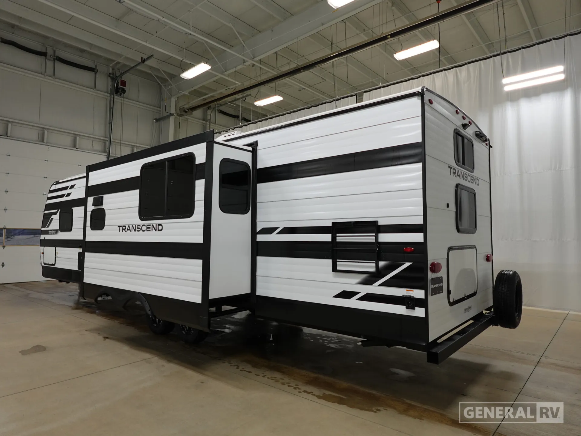2026 Grand Design Transcend 295QBT - Photo 4