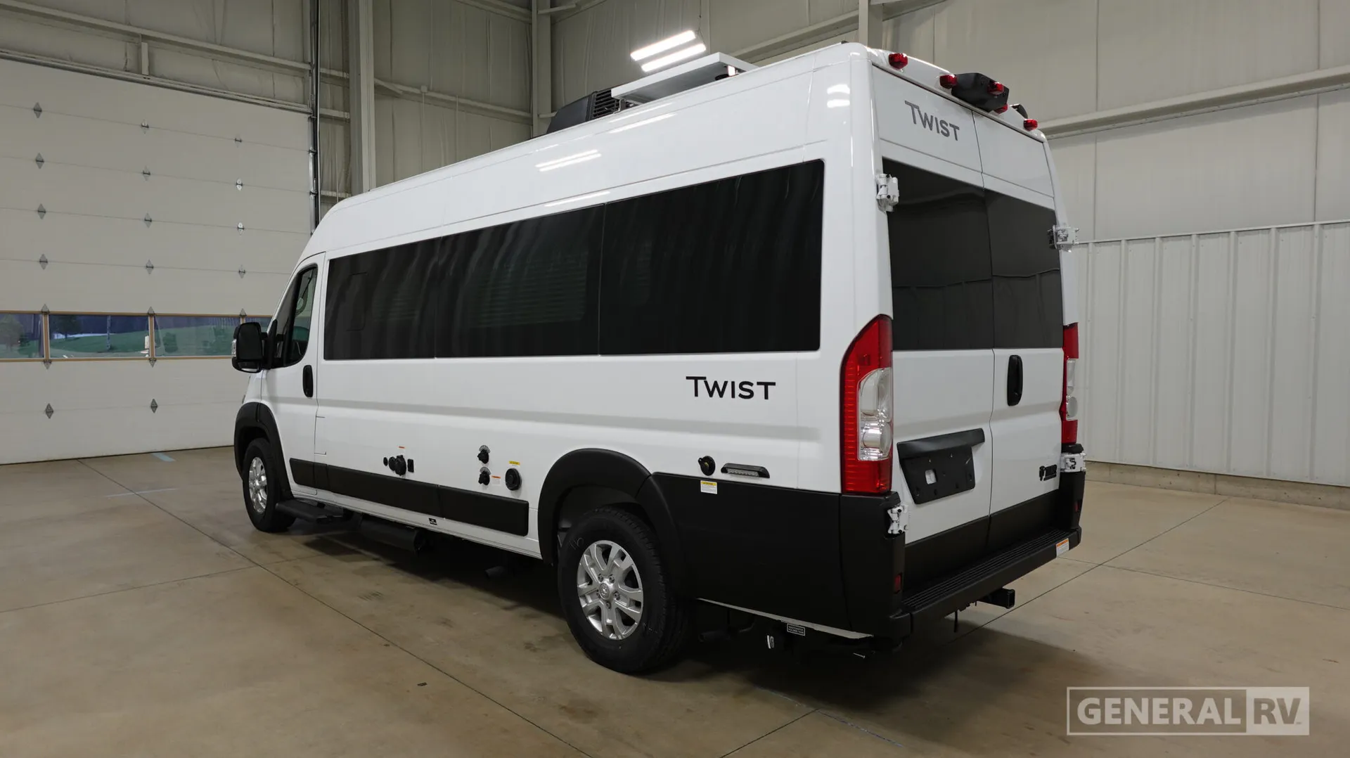 2026 Thor Motor Coach Twist Sport 20LS - Photo 4