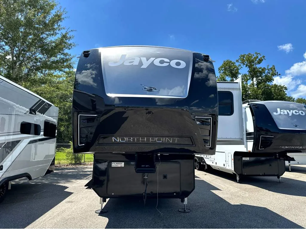 2027 Jayco North Point 381CKRE - Photo 3