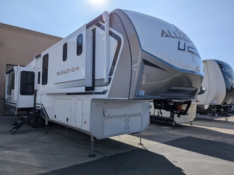 2025 Alliance RV Paradigm 382RK - Photo 2