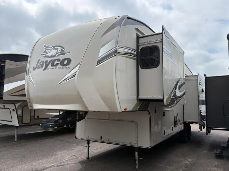 2018 Jayco Eagle 321RSTS - Photo 4