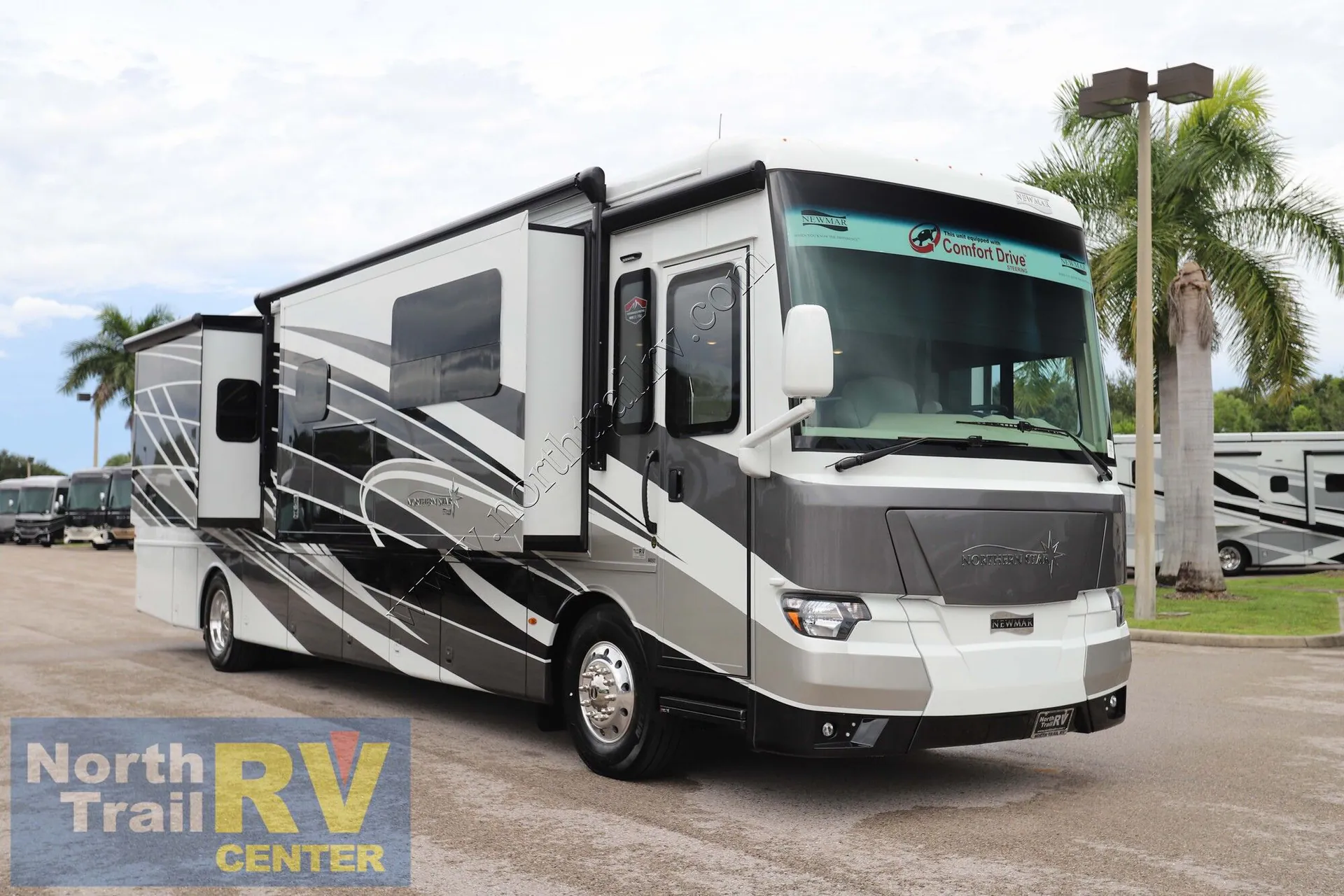 2027 Newmar Northern Star 4037 - Photo 2