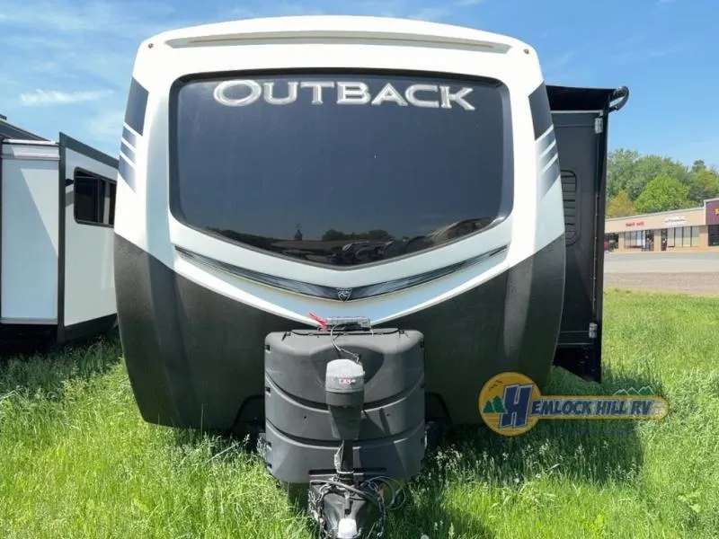 2020 Keystone Outback 328RL - Photo 3