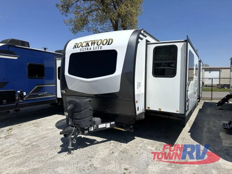 2020 Forest River RV Rockwood Signature Ultra Lite 2608BS - Main photo