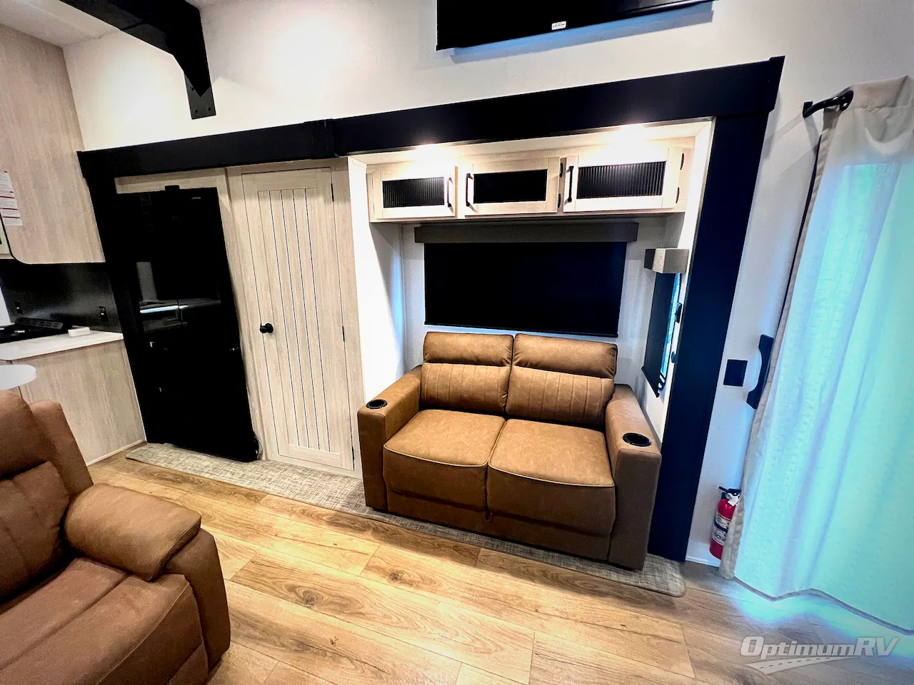 2027 Forest River Puma Vista 403LFT — Photo 7