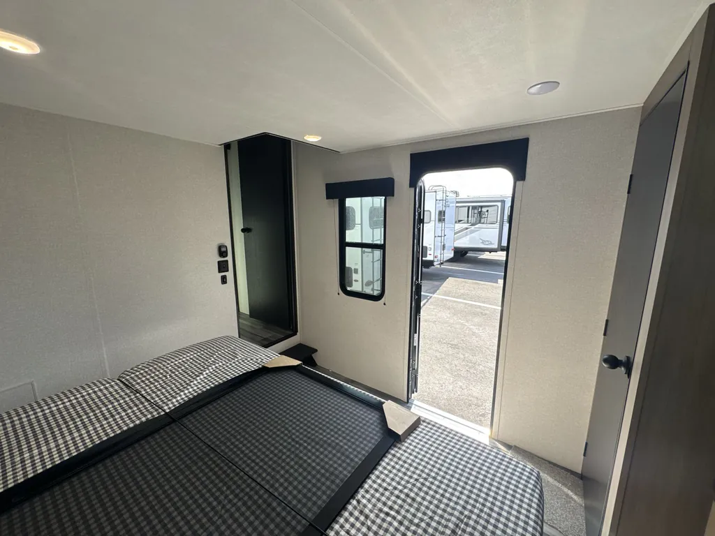 2026 Jayco Jay Flight Bungalow 404LOFT DS, Photos photo 20