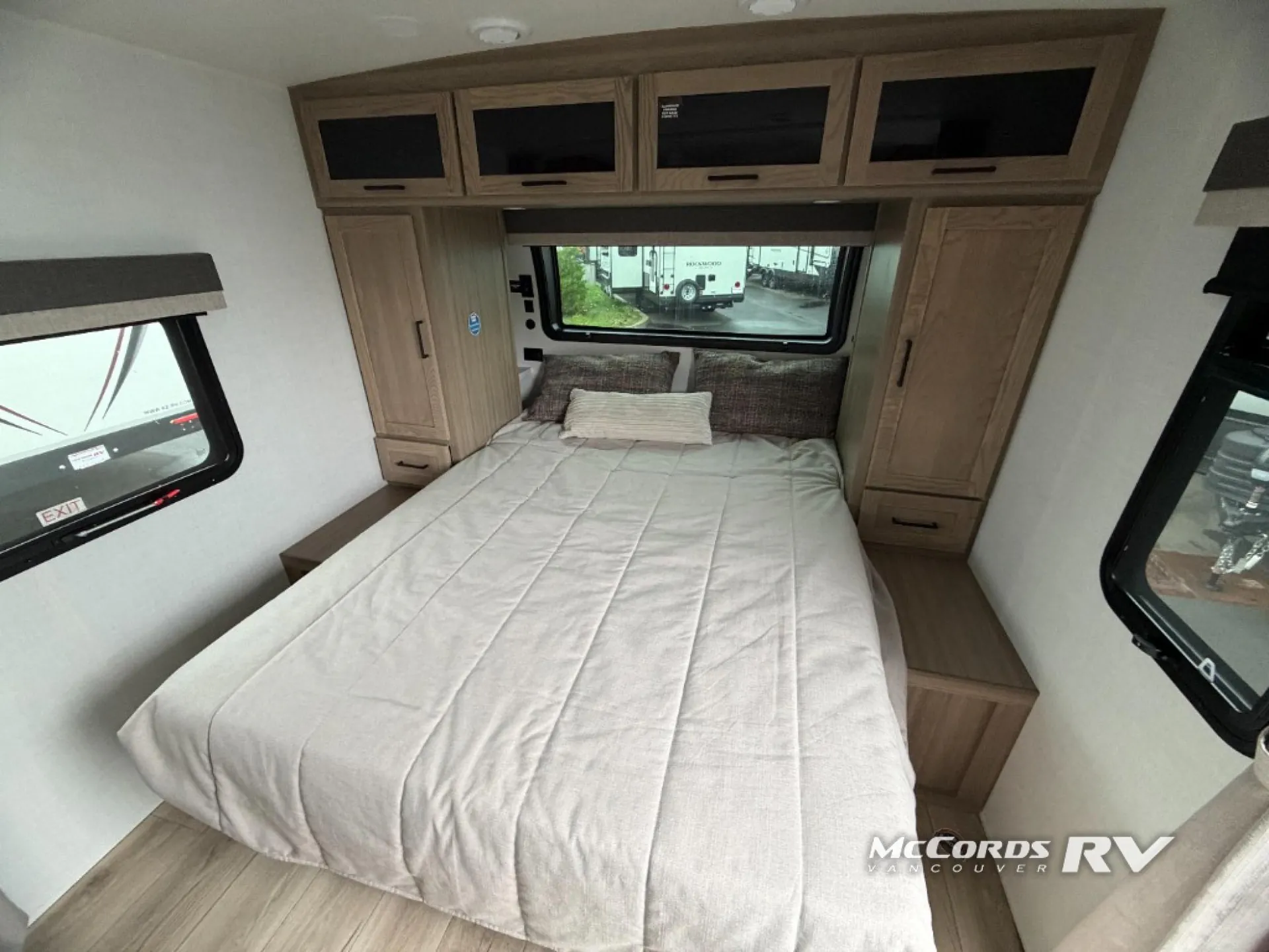 2027 Forest River Rockwood Mini Lite 2524FBT - Photo 3