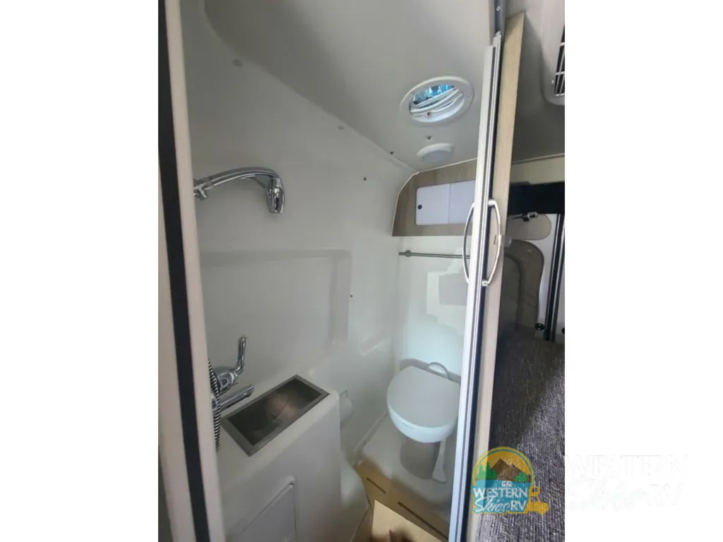 2025 Winnebago Travato 59G, Photos photo 12