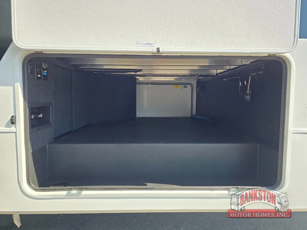 2026 Brinkley Model Z 3515, Photos photo 3