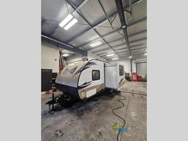 2014 Forest River RV Wildwood X-Lite Used    231RBXL (Hampton, NB) - Photo 2