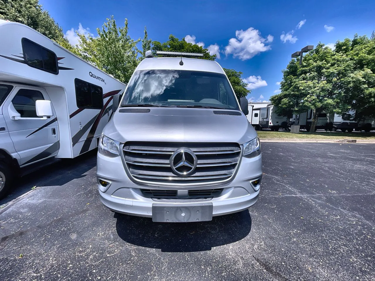 2023 Thor Motor Coach Sanctuary Transit 19LT - Photo 2