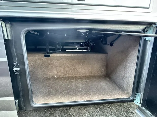 2027 Entegra Coach Accolade 37K, Photos photo 16