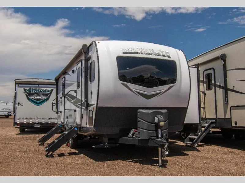 2023 Forest River Flagstaff Micro Lite 25FKBS - Photo 2