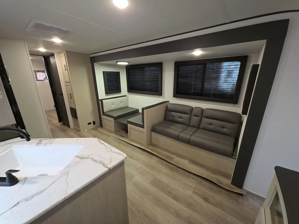 2026 Shasta RVs i-5 Edition 532BEDS, Photos photo 19