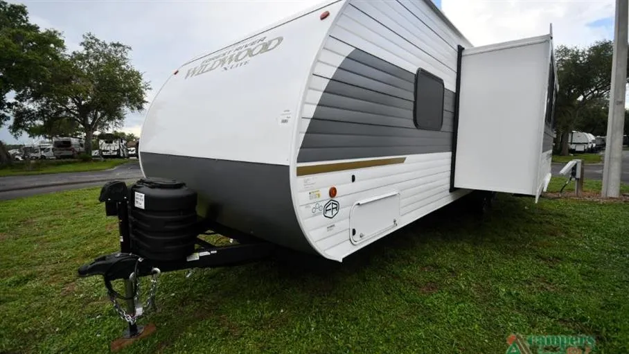 2027 Forest River Wildwood X-Lite 273QBXL - Photo 4