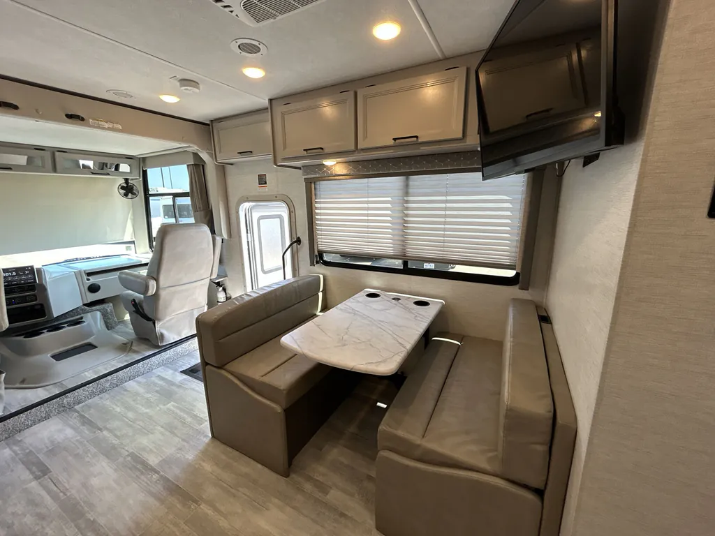 2024 Thor Motor Coach Freedom Traveler A29, Photos photo 12