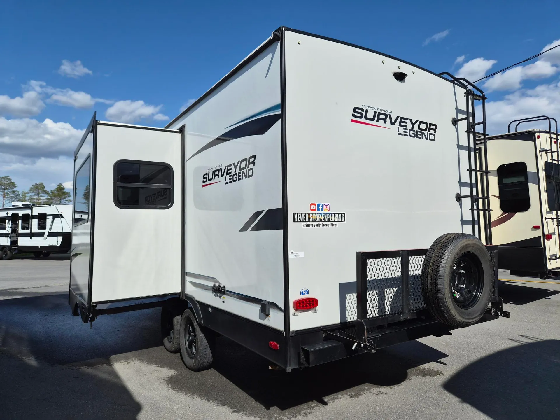 2022 Forest River Surveyor Legend 203RKLE - Photo 4