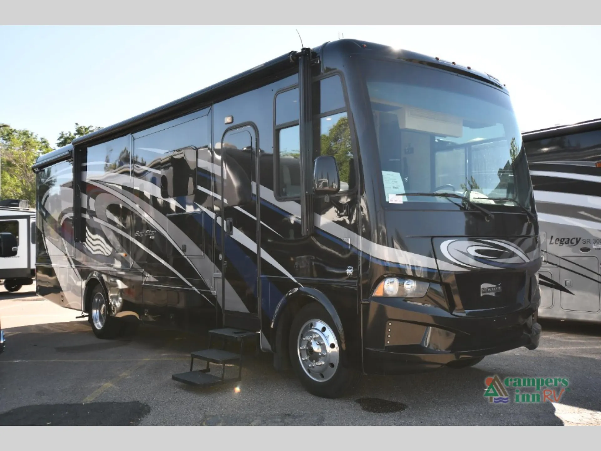 2019 Newmar Bay Star 3226 - Photo 3
