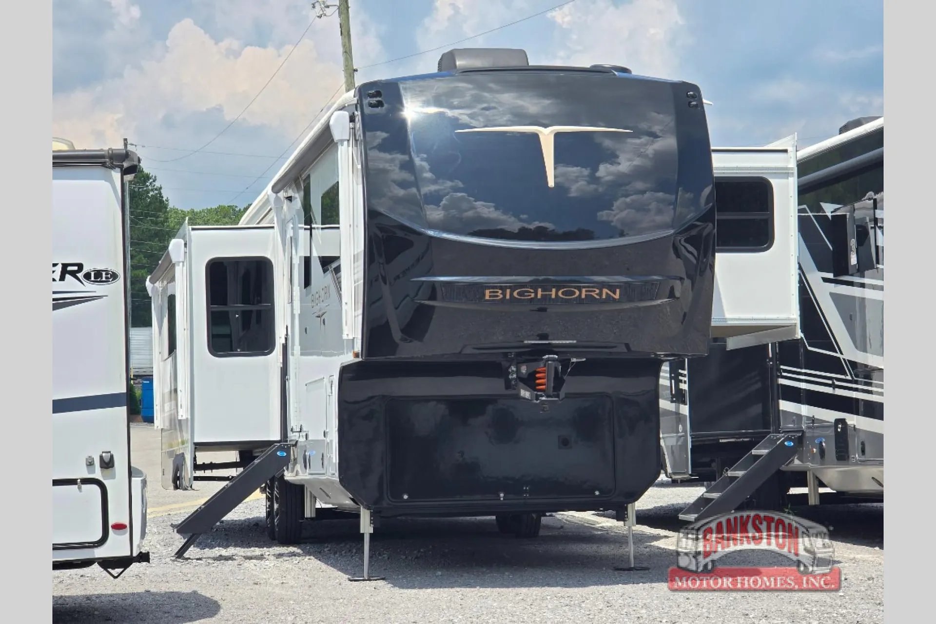 2026 Heartland Bighorn 38RE - Photo 2