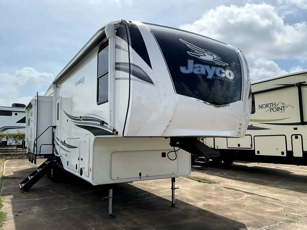 2021 Jayco Eagle 319MLOK - Photo 2