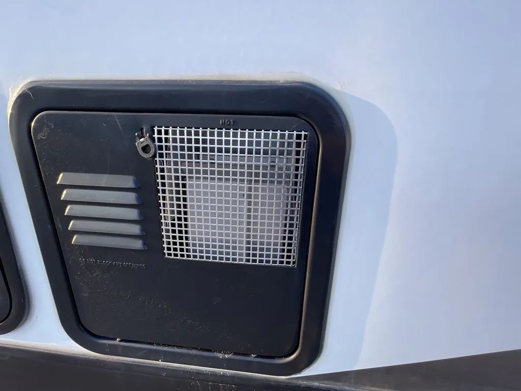 2022 Palomino Solaire 315DQBH - Photo 4