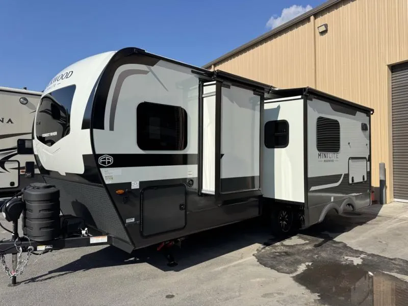 2026 Forest River Rockwood Mini Lite 2522FB - Photo 4