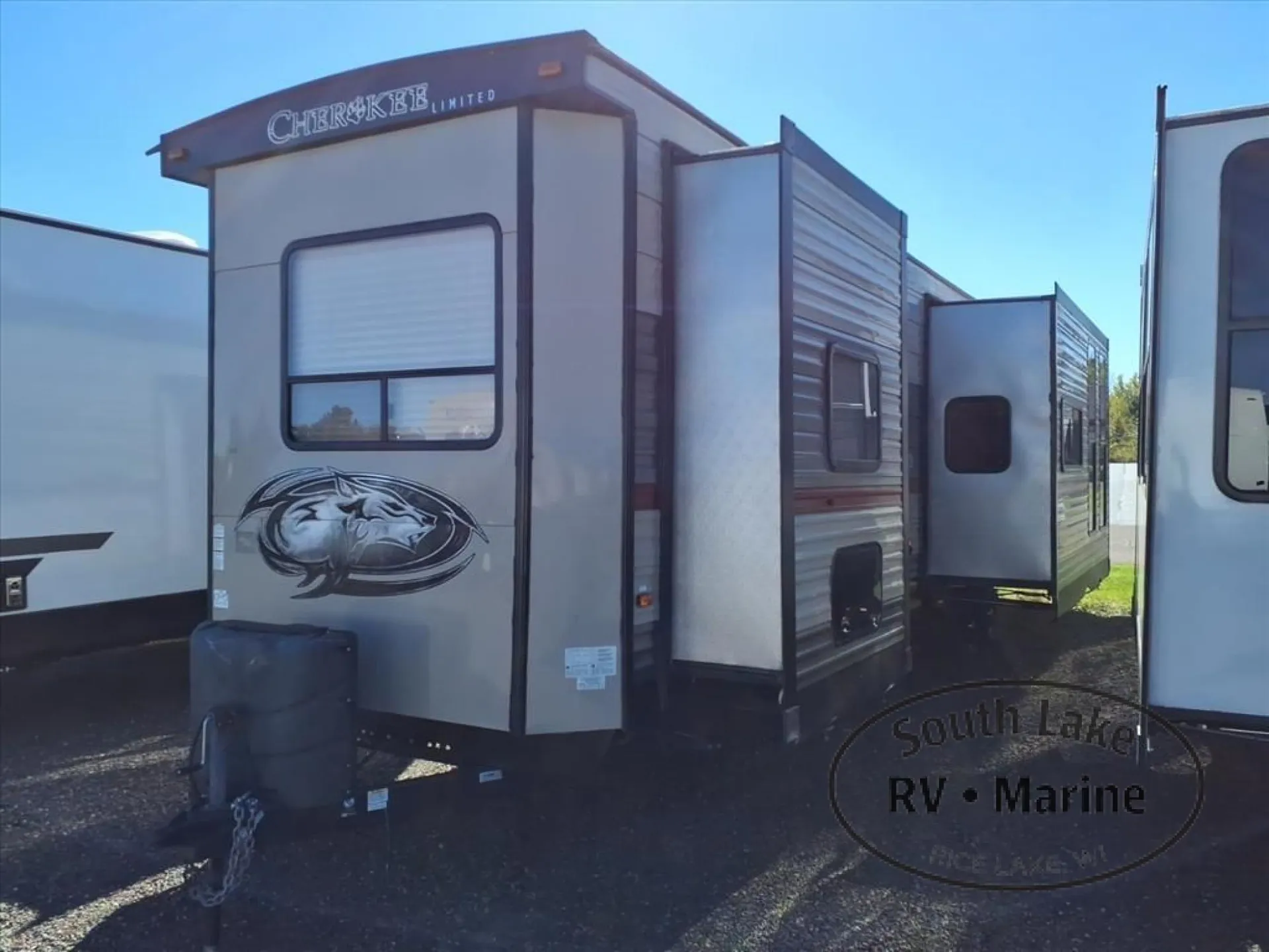 2019 Forest River RV Cherokee Destination Trailers 39KR - Photo 3