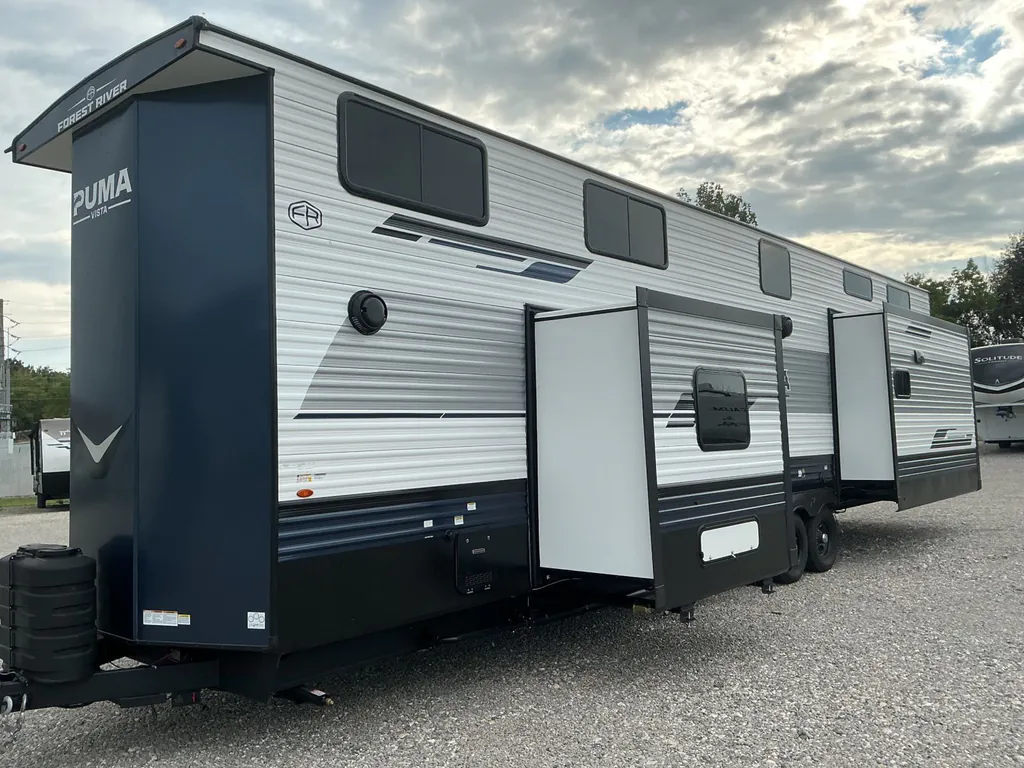 2027 Forest River Puma Vista 422LFT, Photos photo 4