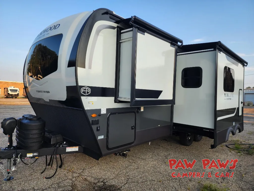 2027 Forest River Rockwood Mini Lite 2513S, Photos photo 6