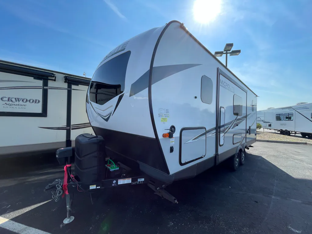 2022 Forest River Flagstaff Micro Lite 25BRDS, Photos photo 17