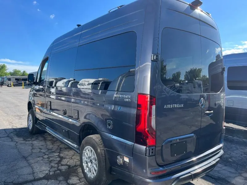 2026 Airstream Interstate 19GT New    Advanced Power Package - Photo 3