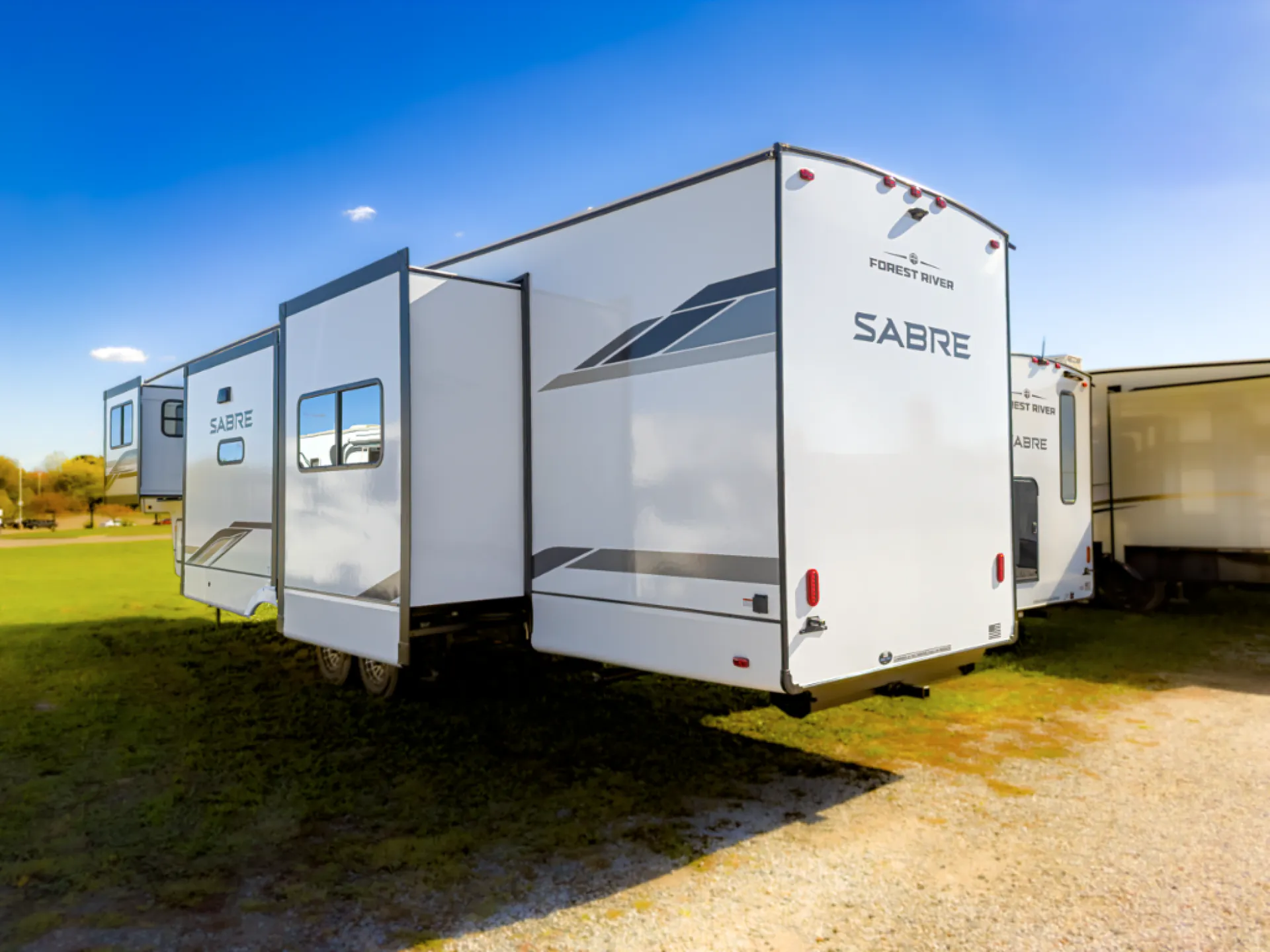 2026 Forest River Sabre 37FLH — Photo 6