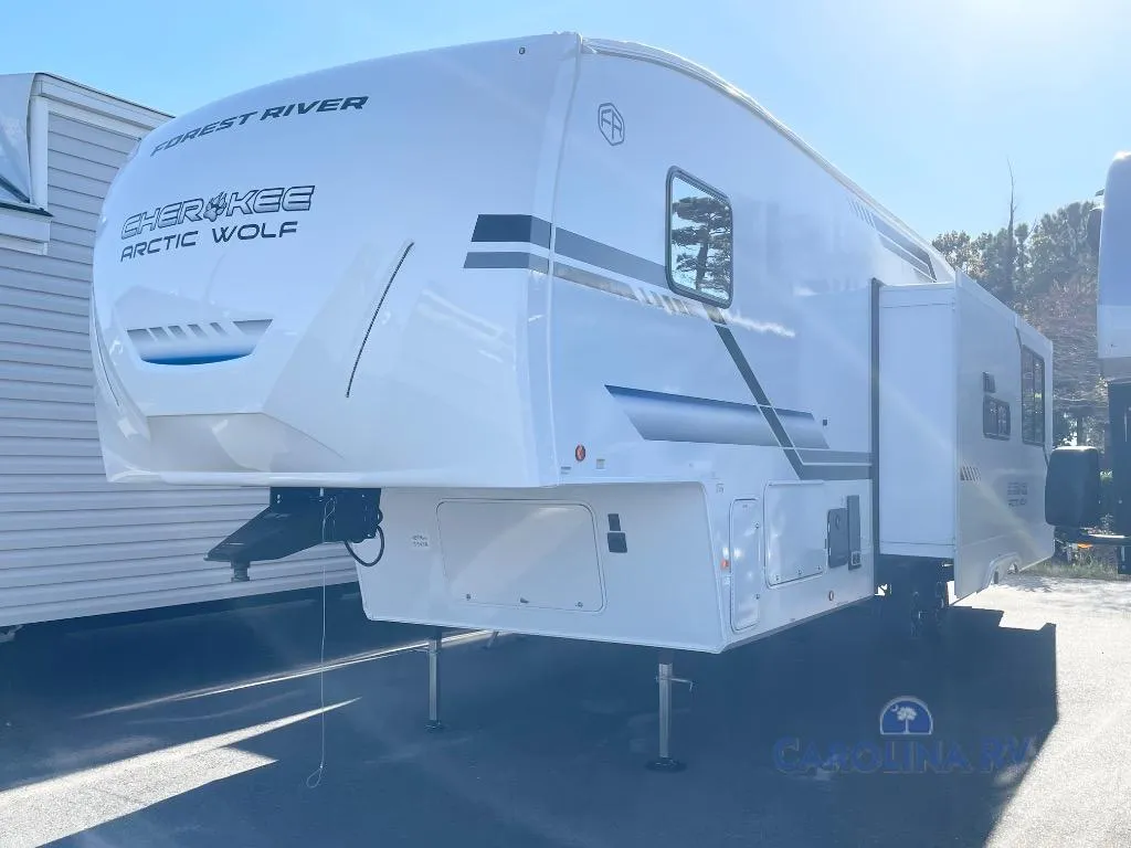2026 Forest River Cherokee Arctic Wolf 289PANO - Photo 4