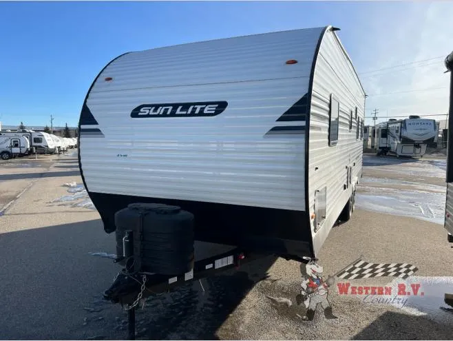 2026 Sunset Park RV Sun Lite 27WQB - Photo 2