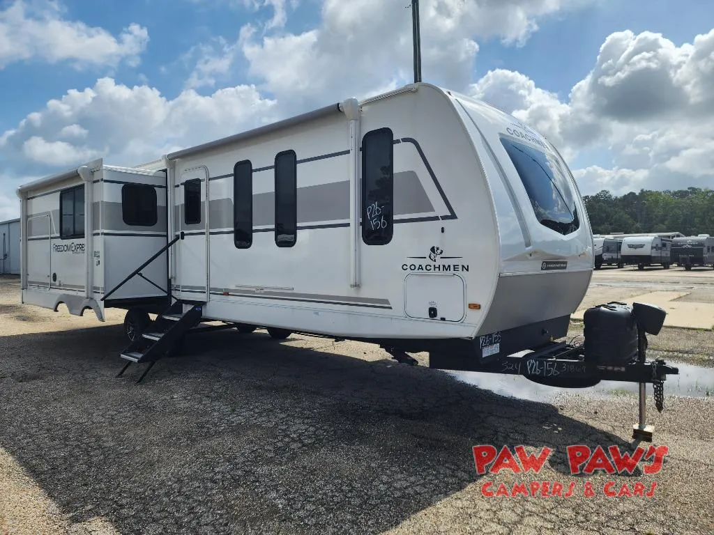 2026 Coachmen Freedom Express Ultra Lite 324RLDS - Photo 2